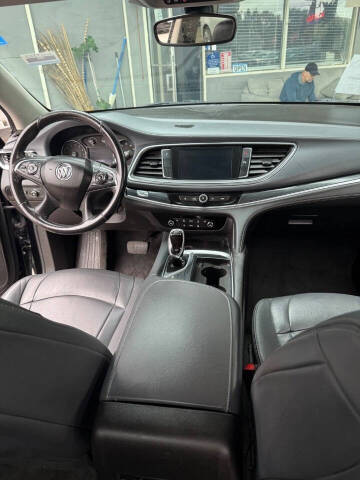 2020 Buick Enclave Essence