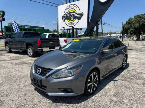 2017 Nissan Altima for sale at River City Autos, LLC in San Antonio TX