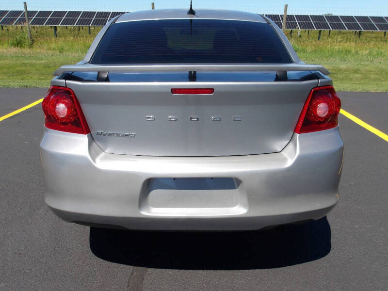 2013 Dodge Avenger SE