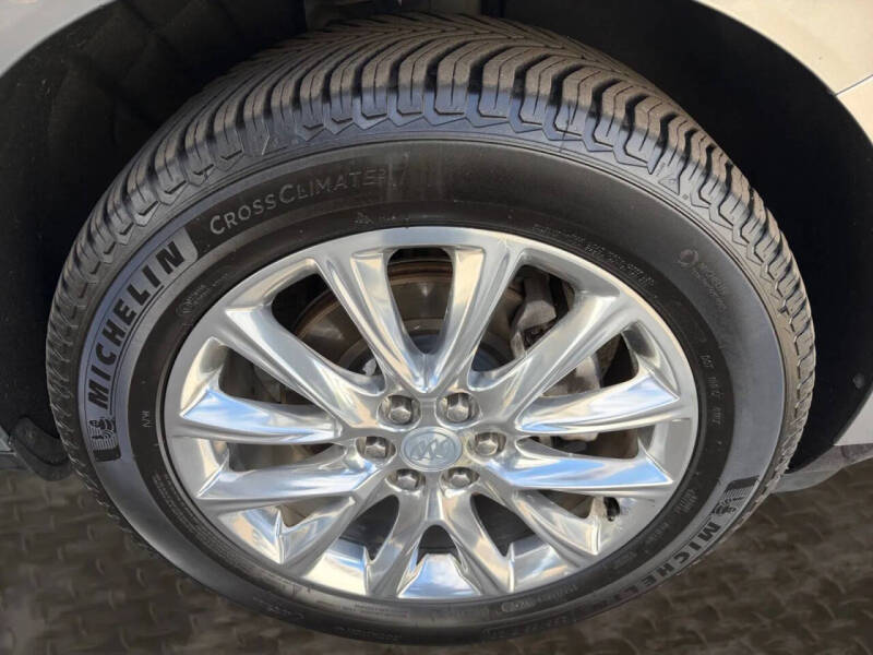 2019 Buick Enclave Essence