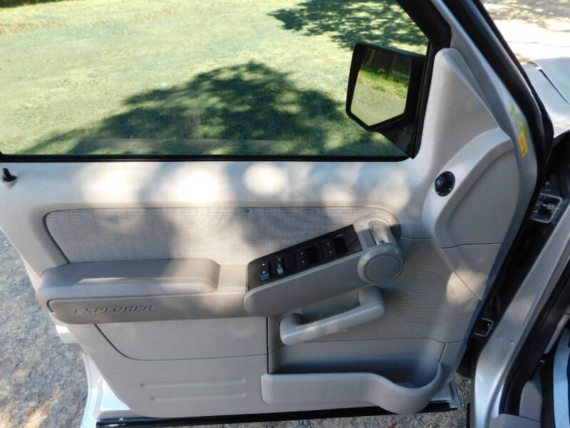 2006 Ford Explorer XLT