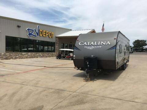 2018 Forest River CATALINA 26TH for sale at Ultimate RV in White Settlement TX