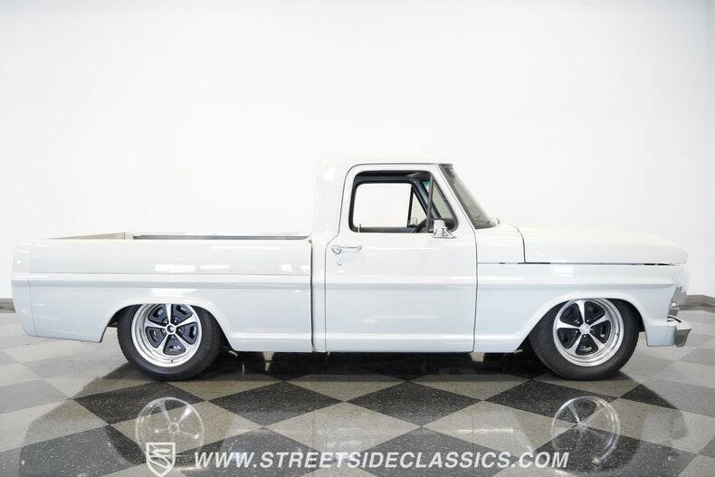 1968 Ford F-100