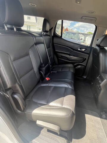 2017 GMC Acadia SLT-2