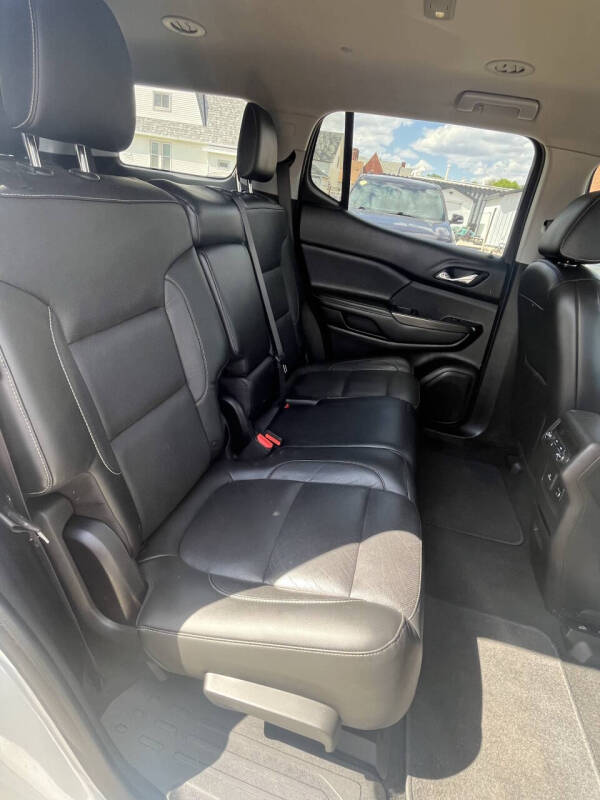 2017 GMC Acadia SLT-2