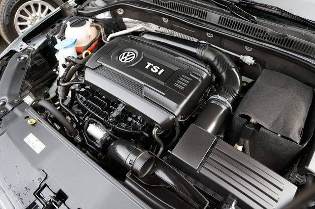 2017 Volkswagen Jetta 2.0T GLI