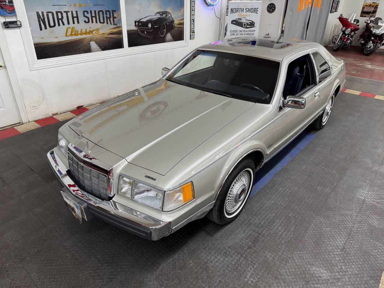 1988 Lincoln Mark VII 26