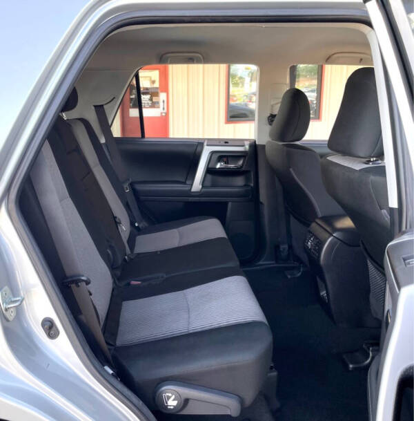 2021 Toyota 4Runner SR5