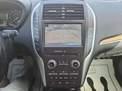 2016 Lincoln MKC Select