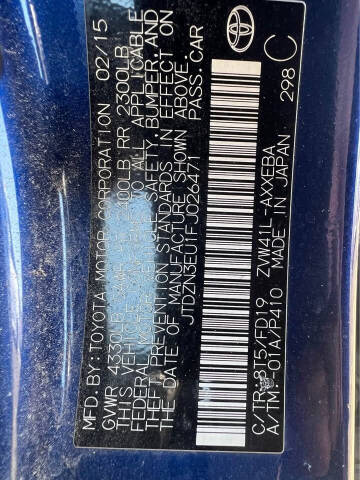 2015 Toyota Prius v Two