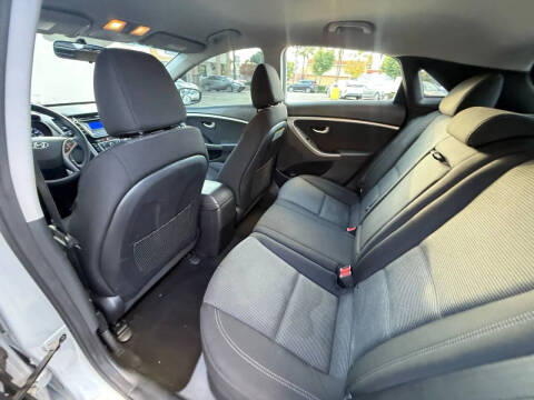 2017 Hyundai Elantra GT