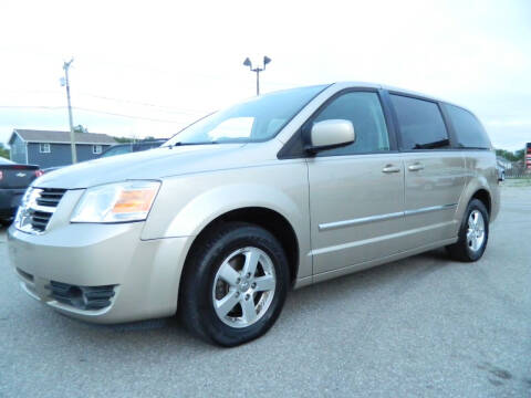 2008 Dodge Grand Caravan for sale at Auto House Of Fort Wayne in Fort Wayne IN