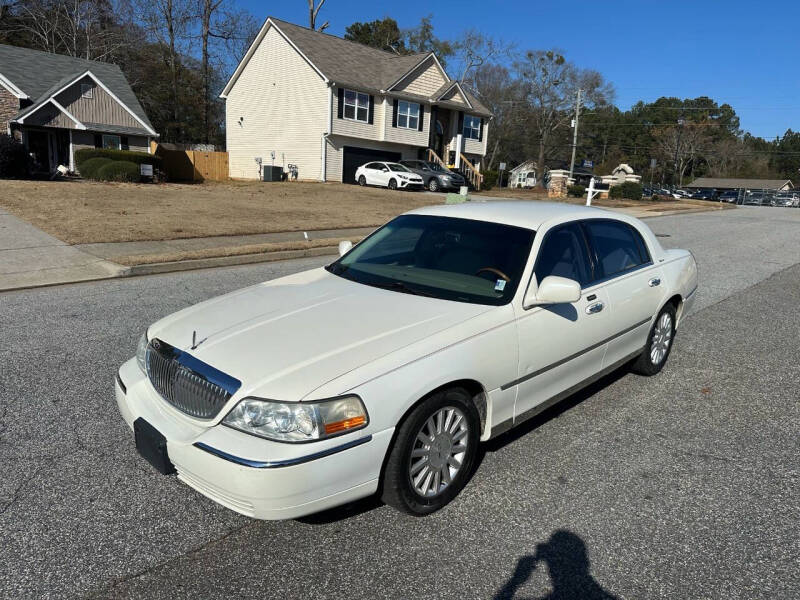 2003 Lincoln Town Car Signature