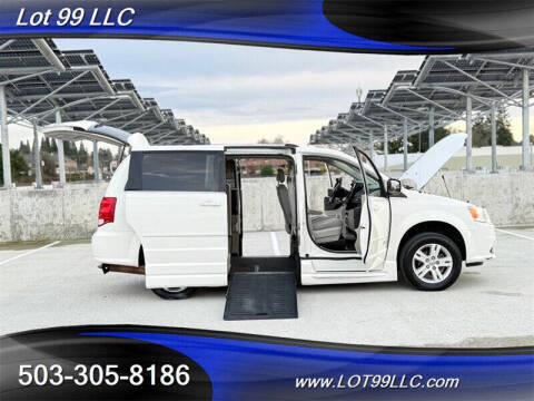 2011 Dodge Grand Caravan Crew