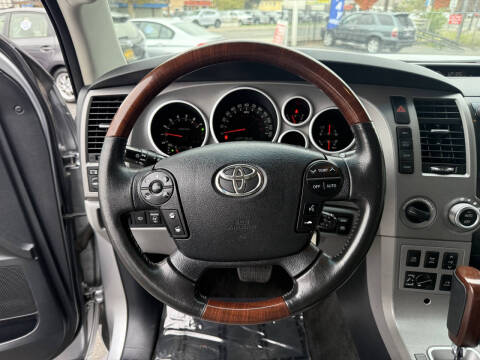 2012 Toyota Sequoia Platinum