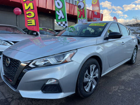 2020 Nissan Altima for sale at Duke City Auto LLC in Gallup NM