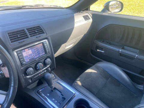 2009 Dodge Challenger SRT8