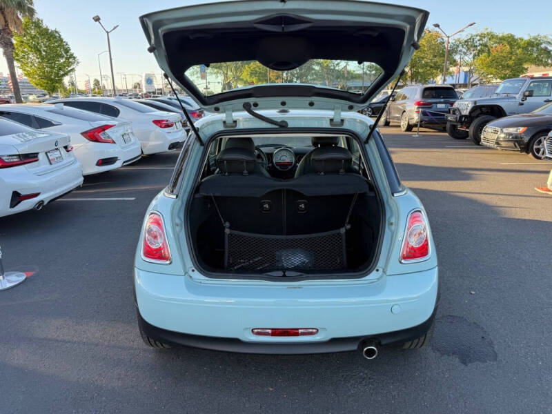 2011 MINI Cooper