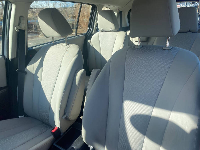 2012 Mazda MAZDA5 Sport