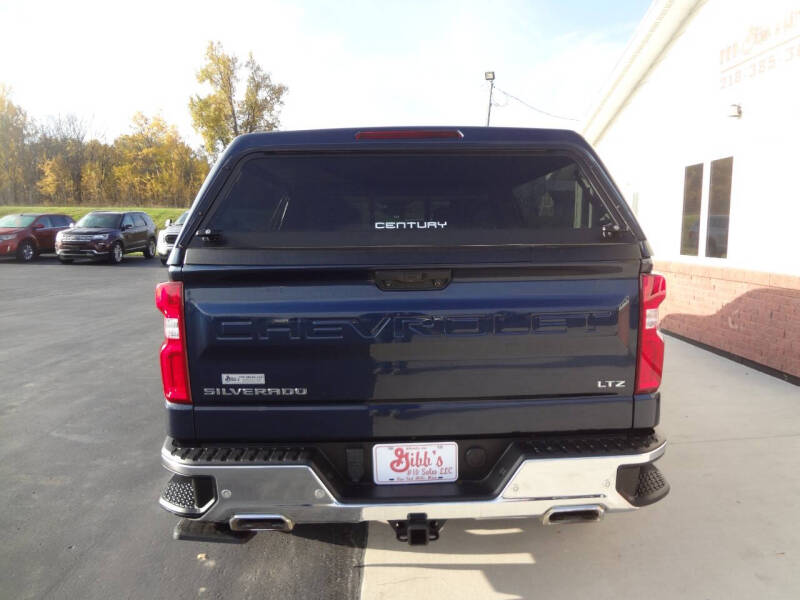 2023 Chevrolet Silverado 1500 LTZ photo 4