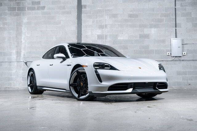 2021 Porsche Taycan Turbo