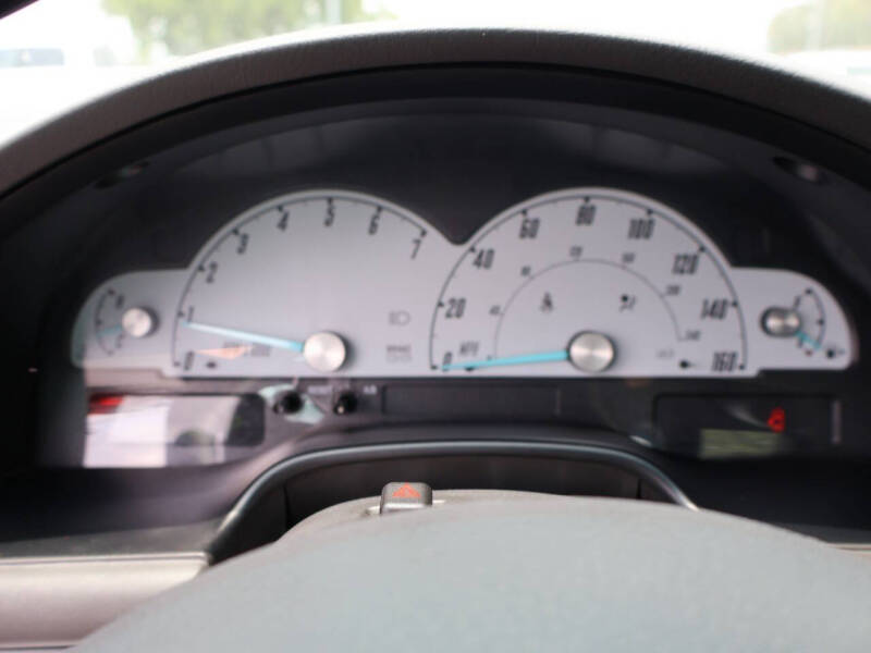 2002 Ford Thunderbird Deluxe