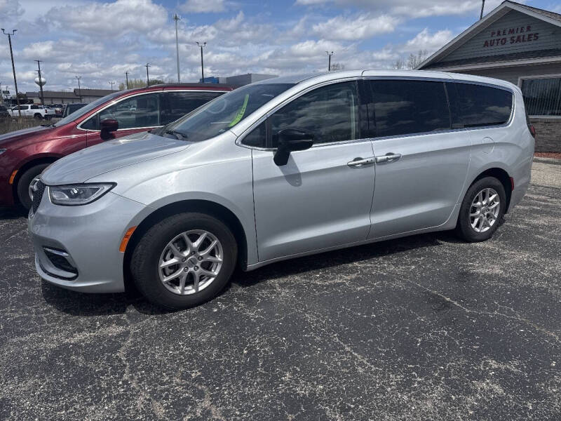 2024 Chrysler Pacifica Touring L