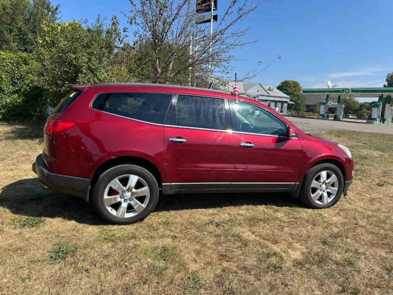 2011 Chevrolet Traverse LT