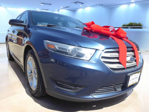 2017 Ford Taurus SEL