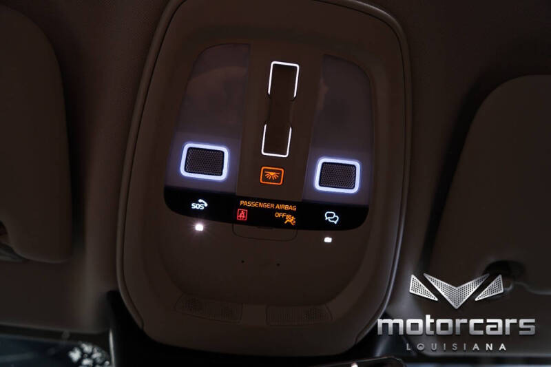 2024 Volvo S60 B5 Ultimate Dark Theme