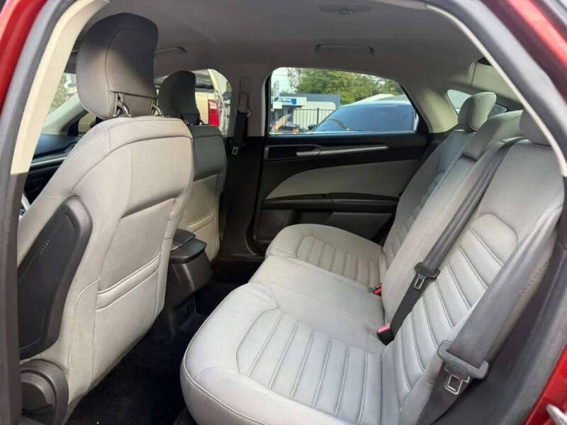 2014 Ford Fusion S