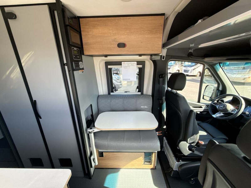 2025 Mercedes-Benz Sprinter