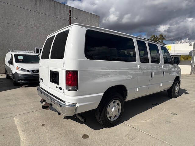 2013 Ford E-Series E-350 SD XL