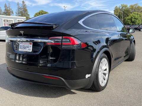 2016 Tesla Model X 90D
