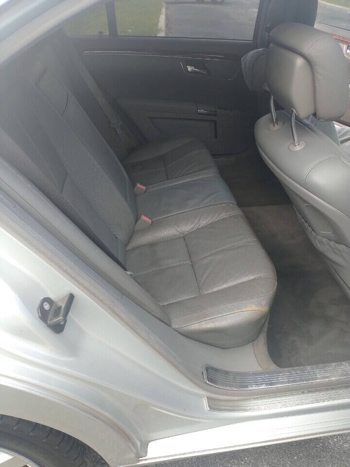 2007 Mercedes-Benz S-Class  - $4,950