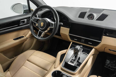 2023 Porsche Cayenne