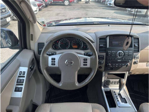 2011 Nissan Pathfinder Silver Edition