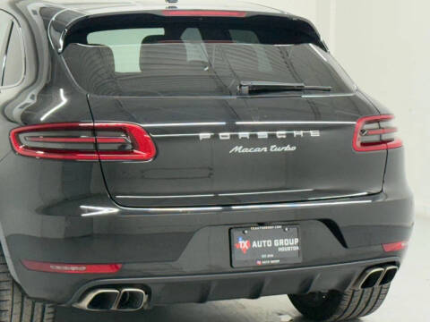 2018 Porsche Macan Turbo