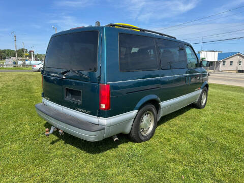 2000 Chevrolet Astro LS