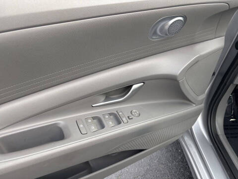 2022 Hyundai Elantra