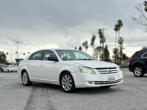 2006 Toyota Avalon for sale at BARMAN AUTO INC in Bakersfield CA