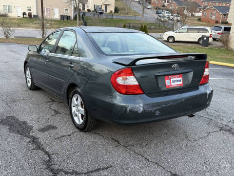 2004 Toyota Camry LE