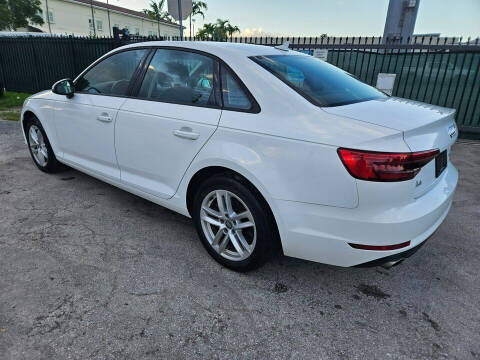 2017 Audi A4 2.0T quattro Premium