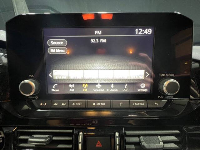 2025 Nissan Pathfinder SV