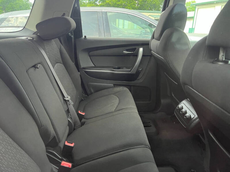 2012 GMC Acadia SLE