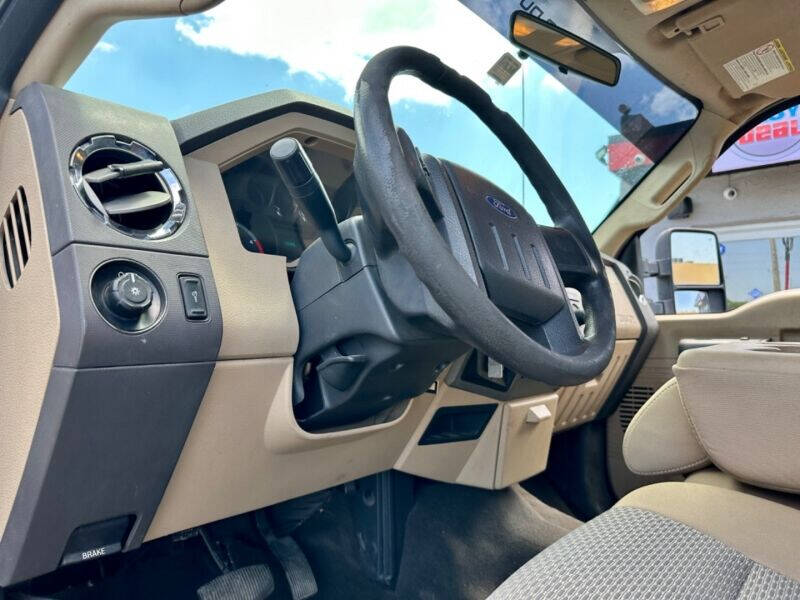 2012 Ford F-250 Super Duty  - $20,995