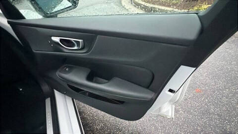 2024 Volvo S60 B5 Core Dark Theme