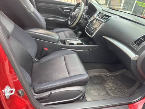 2017 Nissan Altima 2.5 SR