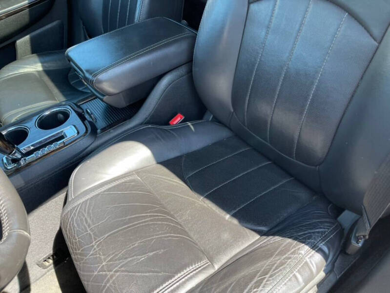 2016 GMC Acadia Denali