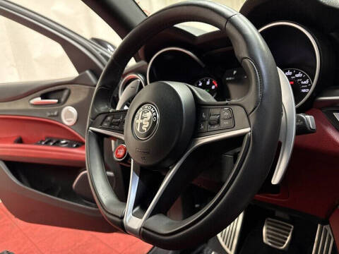 2018 Alfa Romeo Stelvio Ti Sport